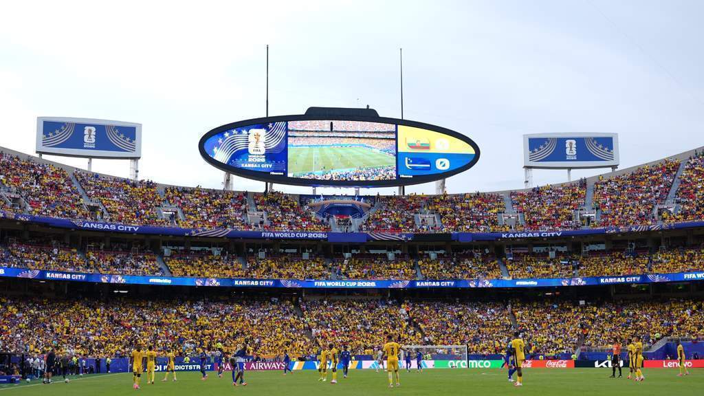 Kemeriahan atmosfer stadion Arrowhead Stadium di Kansas City selama gelaran Piala Dunia 2026