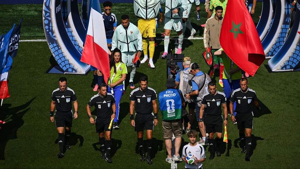 FIFA Ubah Aturan VAR di Perempat Final Piala Dunia Usai Protes