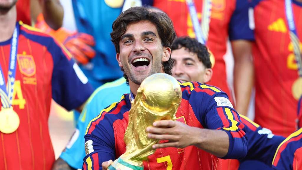 Liverpool Incar Ferran Torres dan Maghnes Akliouche di Bursa Transfer