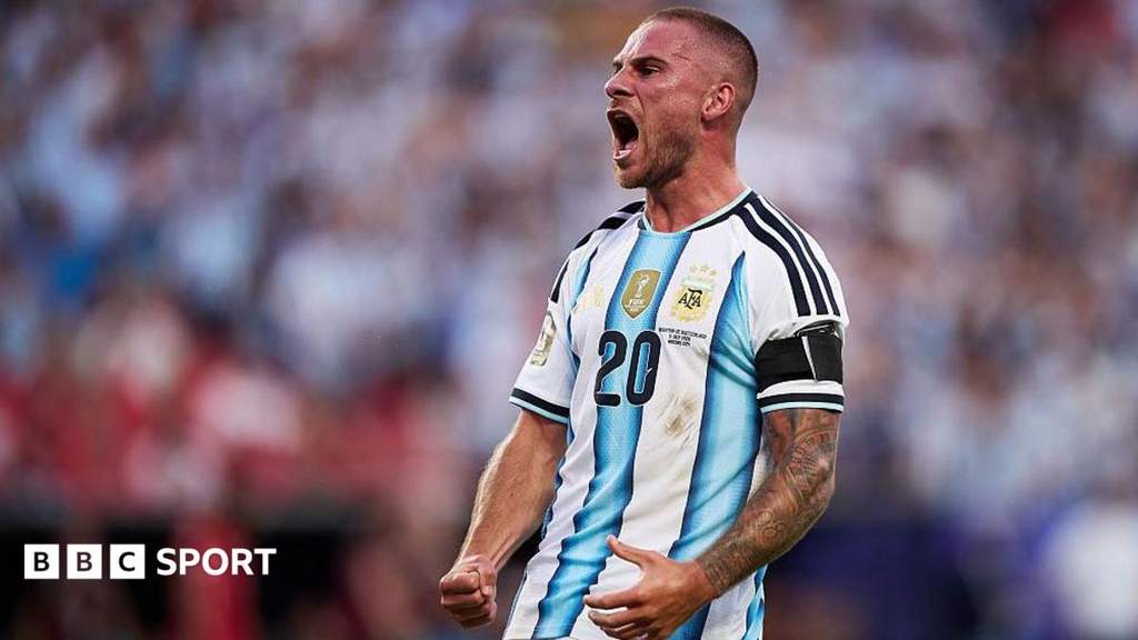 Gelandang Liverpool Alexis Mac Allister saat memperkuat tim nasional Argentina di turnamen internasional