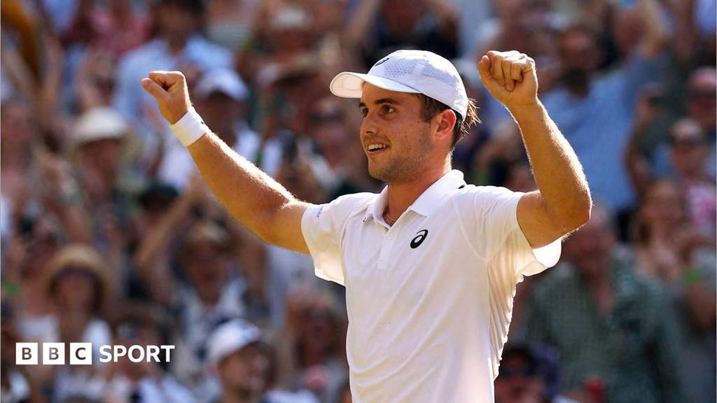 Ekspresi kegembiraan petenis Inggris Arthur Fery setelah lolos ke semifinal Wimbledon